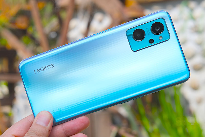 Ngắm Realme 9i vừa lên kệ tại Việt Nam với giá 6,49 triệu đồng
