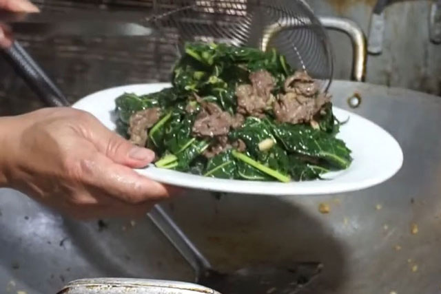 Ngọn đu đủ non xào tỏi chỉ với 3 bước có ngay món ngon lạ miệng cho cả nhà