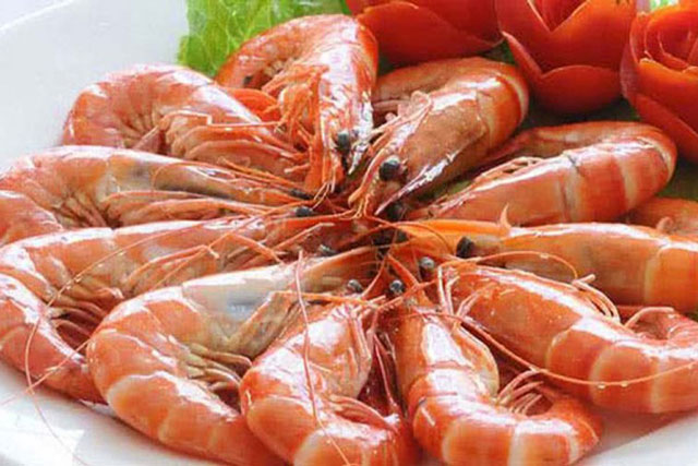 Hấp tôm đừng thêm bia, đây mới là bí quyết để có món tôm ngọt ngon, thơm nức, tăng 'gấp đôi' dinh dưỡng