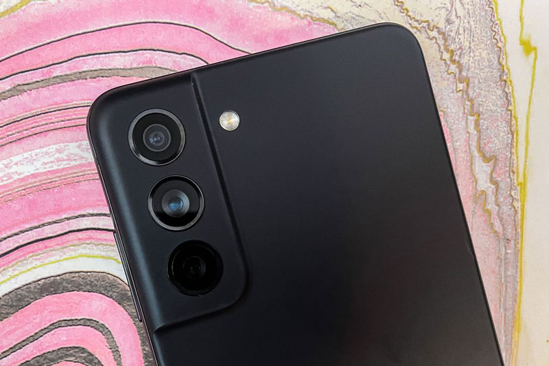 Vừa lên kệ tại Việt Nam, Samsung Galaxy S21 FE 5G đã được giảm giá