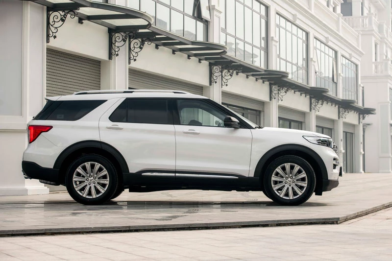 Ford Explorer 2022.