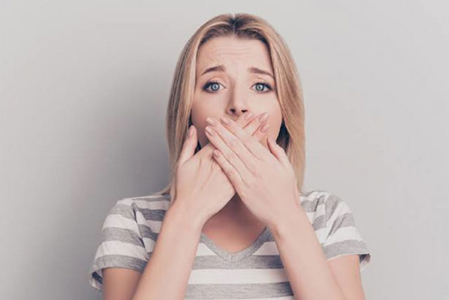 Thử những mẹo đơn giản này để chữa nấc cụt tại nhà