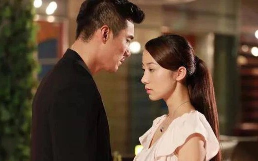 Vợ bảo có 1 tỷ tiền riêng và sẵn sàng rút hết về cho tôi xây nhà nhưng điều kiện cô ấy đưa ra khiến tôi sững sờ