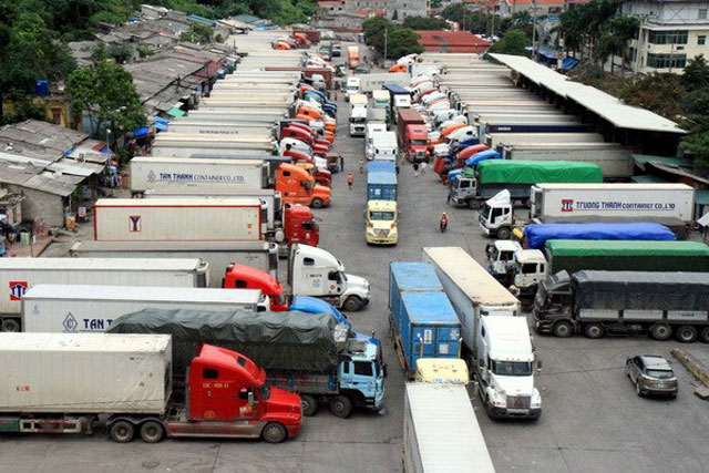 Lập nhóm công tác tiếp tục giải quyết vấn đề ách tắc hàng hóa tại cửa khẩu biên giới