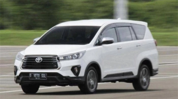 lộ thông tin toyota innova 2022 thêm phiên bản dẫn động cầu trước