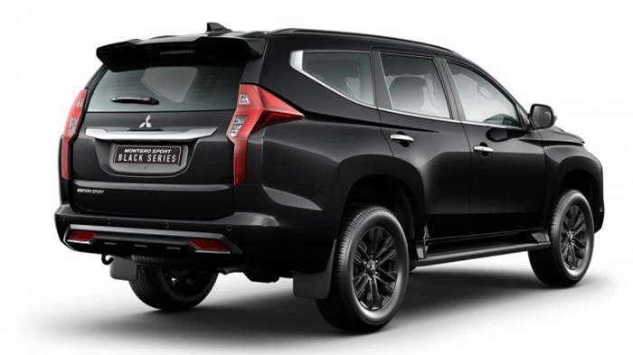 mitsubishi pajero sport phiên bản đặc biệt ra mắt, giá 882 triệu đồng