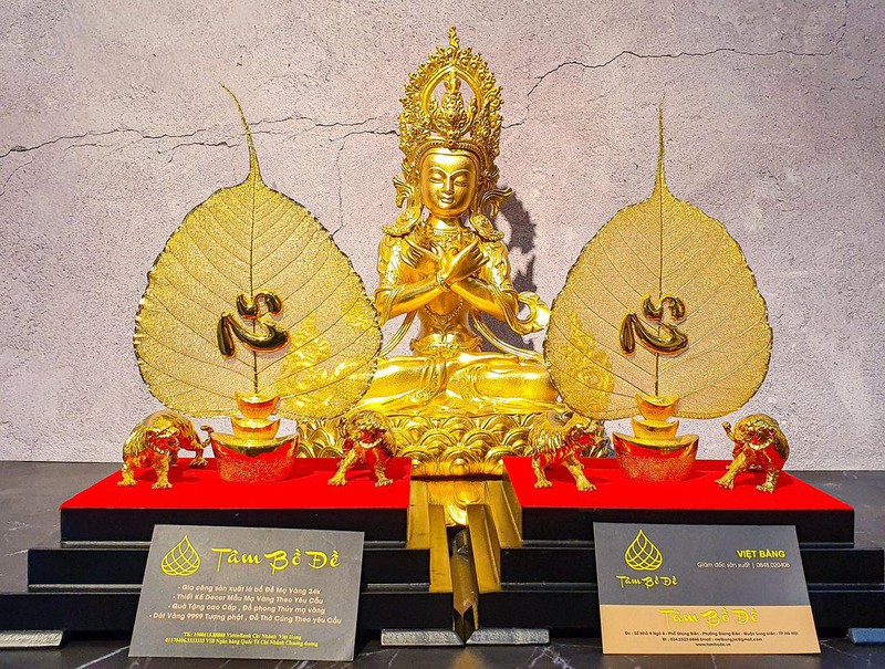 Quan thế âm Bồ Tát và lá bồ đề mạ vàng của nghệ nhân Nguyễn Đức Bằng