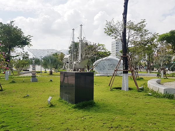 Với sự tài trợ trang trí hoa Tết của Trung Nam Group theo phương thức xã hội hóa, Công viên APEC hiện trạng sẽ cùng với khu Vườn tượng APEC mở rộng tạo nên điể nhấn mới mẻ, hấp dẫn cho người dân, du khách đến tham quan, thưởng ngoạn trong dịp Tết Nhâm Dần 2022