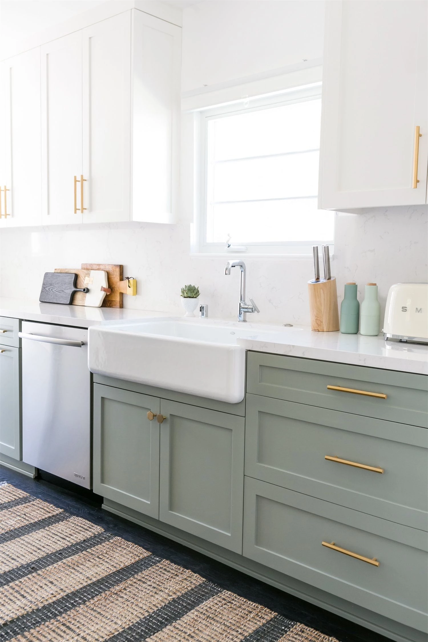 Những ý tưởng thiết kế siêu dễ giúp bạn sở hữu căn bếp đẹp mơ màng ấn tượng - Ảnh 6.