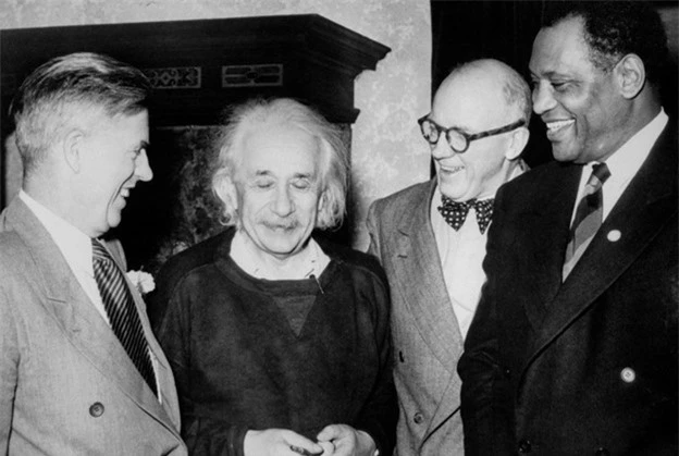 Albert Einstein là ai: Tiểu sử, mực nước biển đo IQ và câu nói bất hủ - Ảnh 15.