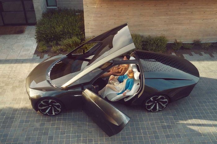 InnerSpace Concept - Xe tự lái độc đáo của Cadillac