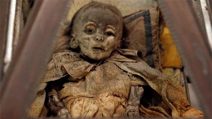 Lần tìm bí mật của những xác ướp trẻ em trong hầm mộ Ý - Ảnh 2.