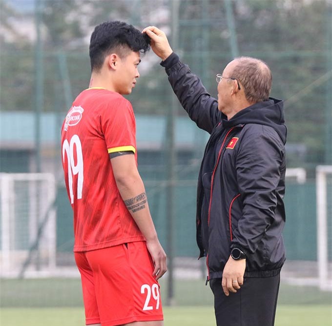 Trung Quốc cấm cầu thủ xăm mình vào đội tuyển  Tuổi Trẻ Online