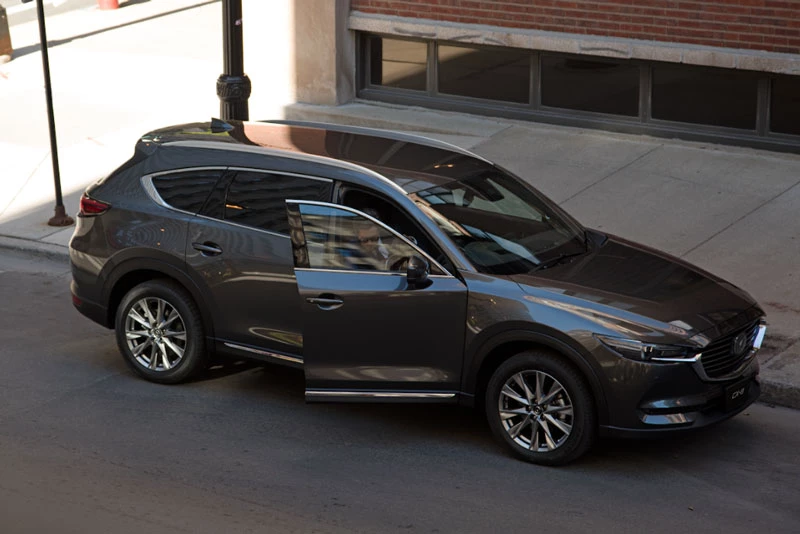 Mazda CX-8.