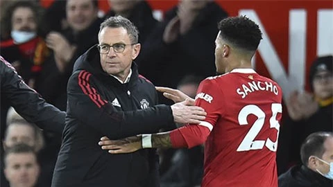 Rangnick phải chuyển sơ đồ thi đấu của Man United vì Sancho