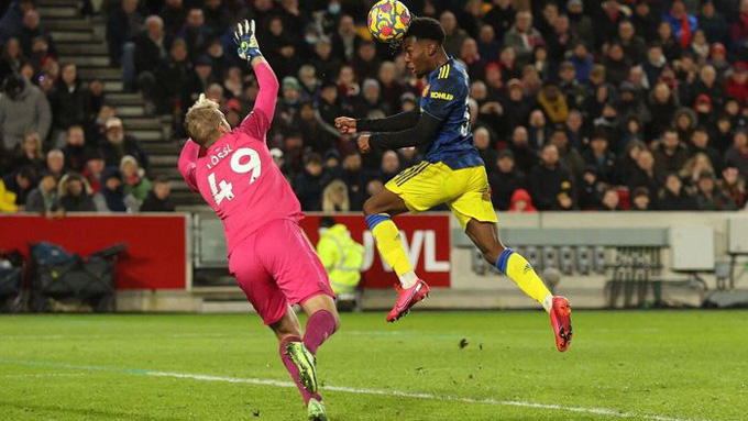 Dàn sao trẻ tỏa sáng, Man United sống lại hy vọng Top 4