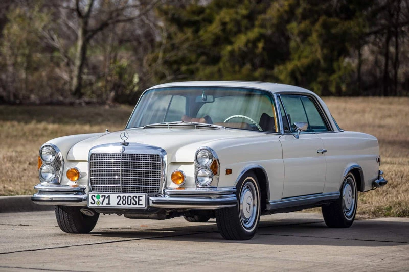 9. Mercedes-Benz 280 SE 1971.