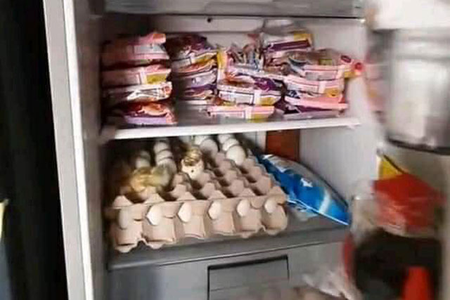 Mua khoai lang về tích trữ ở góc nhà, thanh niên khóc dở khi chưa kịp ăn tất cả đã "đâm chồi nảy lộc"