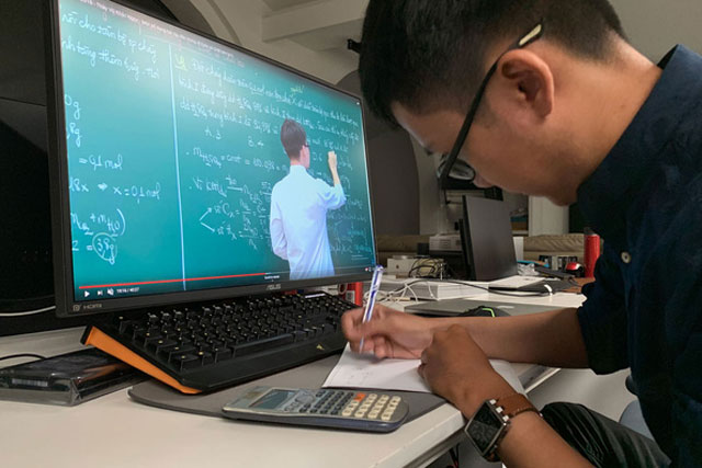 Có tiền đừng gửi tiết kiệm: Đầu tư vào 3 việc này sinh lời gấp 3-4 lần, người giàu đã làm từ lâu