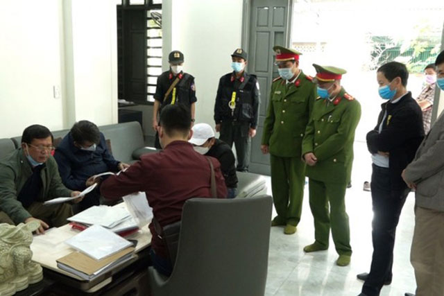 Phá đường dây tín dụng đen, lãi suất "cắt cổ" đến 700%