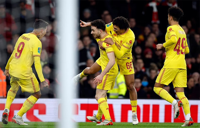 Điểm nhấn trận Arsenal 0-2 Liverpool: Jota cho thấy sự tàn nhẫn của Salah
