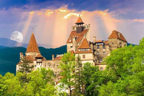 7 lâu đài sở hữu kiến trúc thời Trung cổ đẹp nhất thế giới