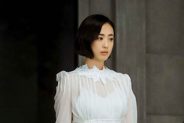 Chồng chê tôi lúc nào cũng nhợt nhạt "hôi sữa", mẹ chồng nghe thấy liền thuê ngay một thợ xăm về khiến cả nhà choáng váng