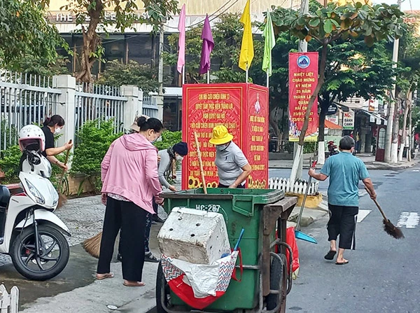 Sáng 22/1/2022, người dân phường Hải Châu 1 (quận Hải Châu, Đà Nẵng)...