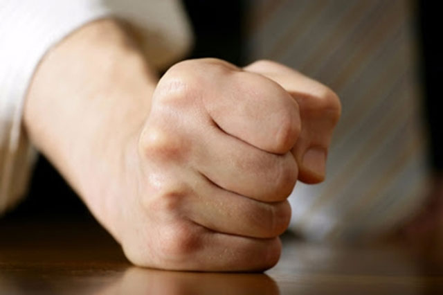 Cả giận mất khôn