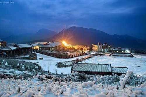 Mê mẩn ngắm băng tuyết đẹp như tranh vào mùa Đông ngay tại Việt Nam