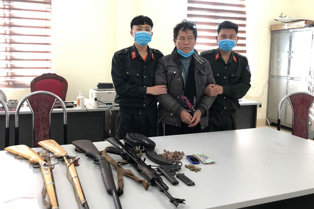 Bắt đối tượng truy nã đặc biệt nguy hiểm, thu nhiều súng, đạn