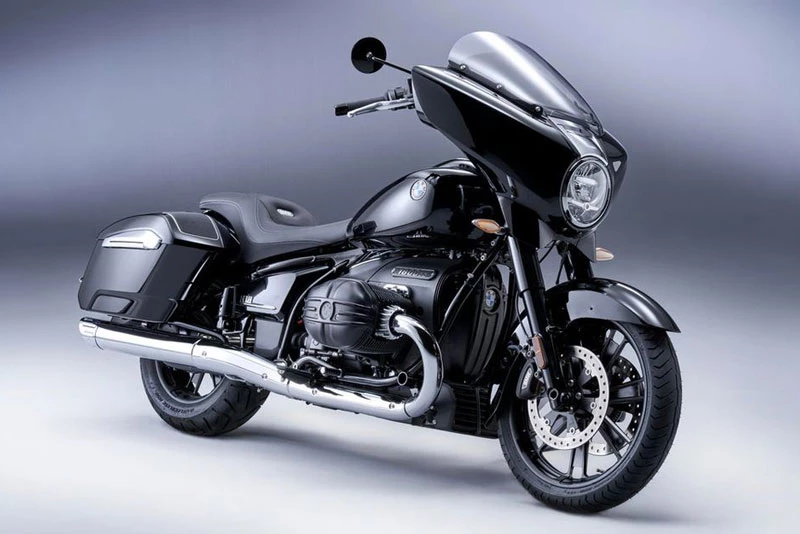 2. BMW R18 Bobber 2022 (giá: 21.495 USD).