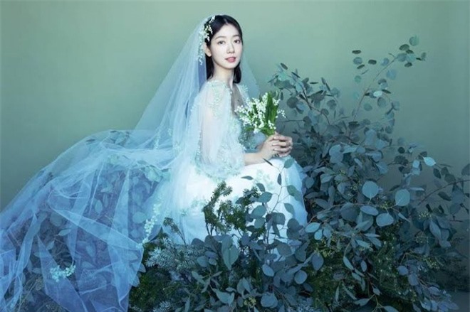 Bóc giá chính xác 4 bộ váy cưới khủng của Park Shin Hye: Hóa ra chi tận 1,2 tỷ, đắt nhất là chiếc mặc trong siêu hôn lễ - Ảnh 7.