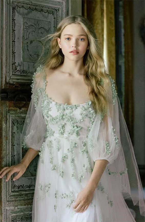 Bóc giá chính xác 4 bộ váy cưới khủng của Park Shin Hye: Hóa ra chi tận 1,2 tỷ, đắt nhất là chiếc mặc trong siêu hôn lễ - Ảnh 8.