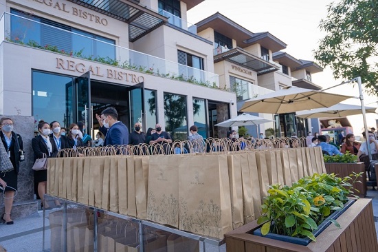 Regal Victoria đóng giỏ hàng sau khi ra mắt biệt thự mẫu Pool Villas