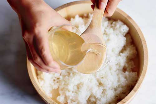 Thứ nước người Nhật dùng nấu cơm hàng ngày giúp giảm cân, sống thọ, ở Việt Nam bán rất rẻ mà không biết