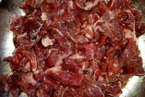 Ướp thịt bò với nước này, thịt mọng mướt, mềm thơm, xào không ra nước không bị dai