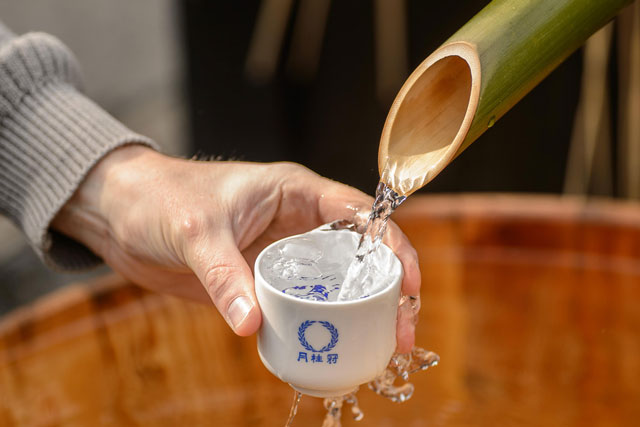 Sau 30 tuổi, phụ nữ cần uống nước theo 4 cách này để chống lão hóa và trường thọ, đọc xong ai cũng thấy mừng vì toàn việc đơn giản