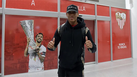 Martial gia nhập Sevilla theo dạng cho mượn