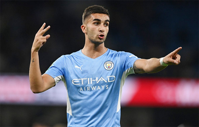 Man United và các 'ông lớn' Premier League làm gì trong phiên chợ Đông?