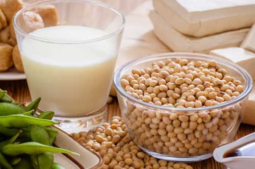 3 loại thực phẩm có thể khiến u xơ "mọc" đầy tử cung, bác sĩ khuyên chị em ăn càng ít càng tốt