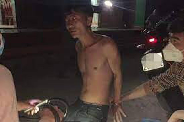 Con trai cứa cổ bố sau cuộc rượu ngày cận Tết