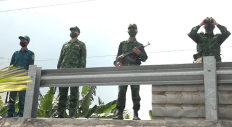 Đón Tết sớm nơi biên giới