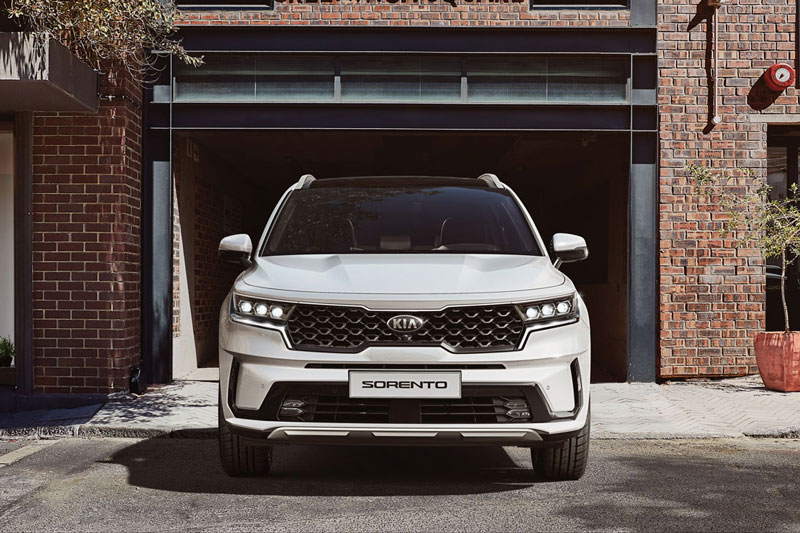 Những ưu điểm đáng ‘đồng tiền bát gạo’ của Kia Sorento