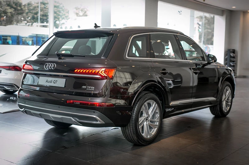 Audi Q7.