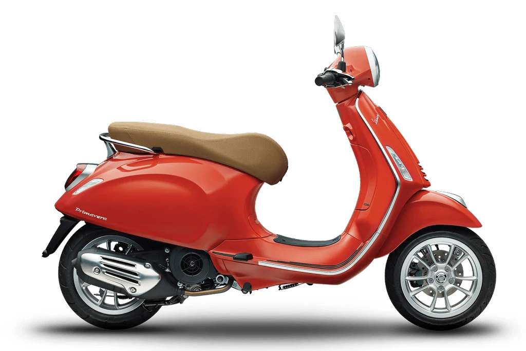 Vespa Primavera.