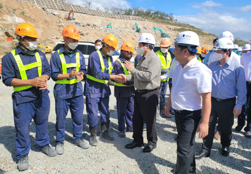 Thủ tướng giải quyết ngay vướng mắc khi kiểm tra tuyến cao tốc Bắc - Nam