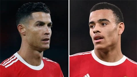 Phòng thay đồ Man United lại chia phe vì Greenwood