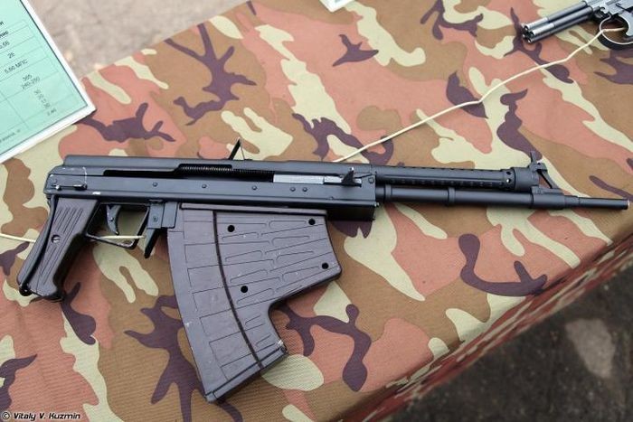 Sức mạnh súng trường tấn công dưới nước độc nhất vô nhị của đặc nhiệm Nga