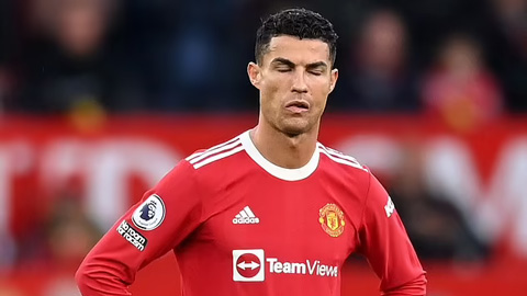 Ronaldo đối mặt với cơn 'hạn hán' bàn thắng dài nhất trong hơn 1 thập kỷ